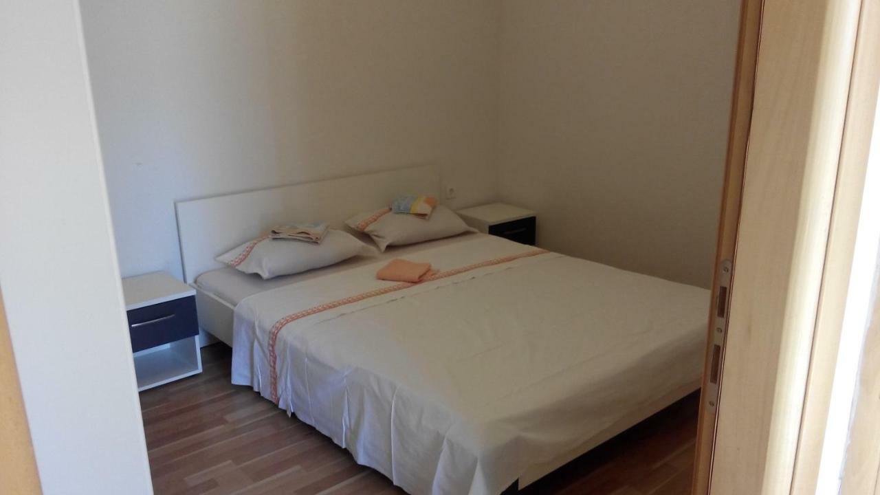 Ivica Apartments Punat Exteriér fotografie